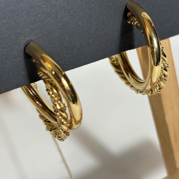 Gold Tone Hoops Double Multi Twist Pierced 1 1/2" Vintage Retro Minimalist - Picture 9 of 9